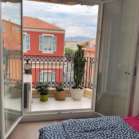 Super 2Pieces Place Massena/Hyper Centre/Balcon/Ac * Nice